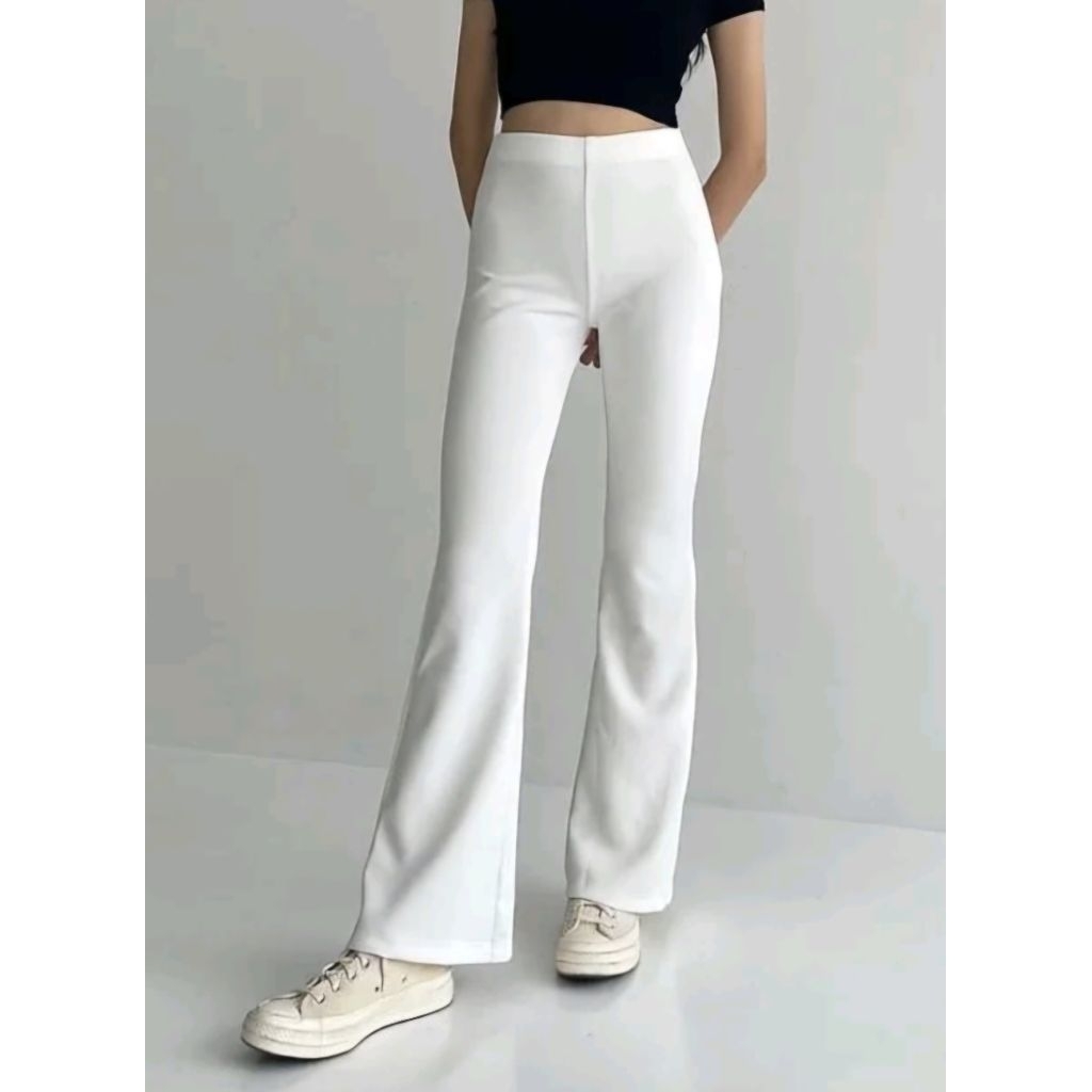 [PRELOVED] Celana Flare Pants Cutbray Scuba White Putih Size fit S-M
