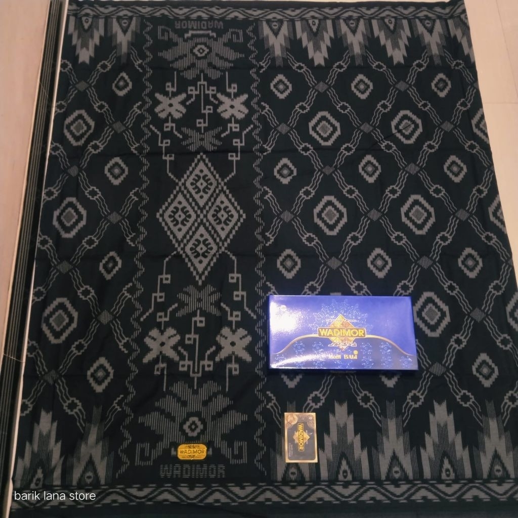 sarung Wadimor motif Bali (Hitam kembang) & wadimor manise