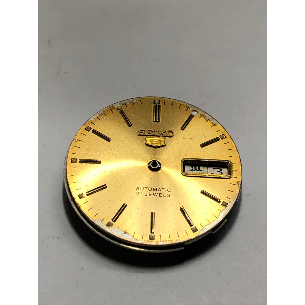 dial seiko 5 kuning plus chasis 7009