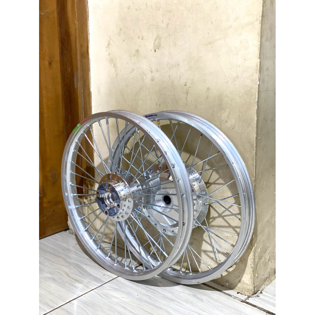 Velg jari” r17 Champ Vario 125-150