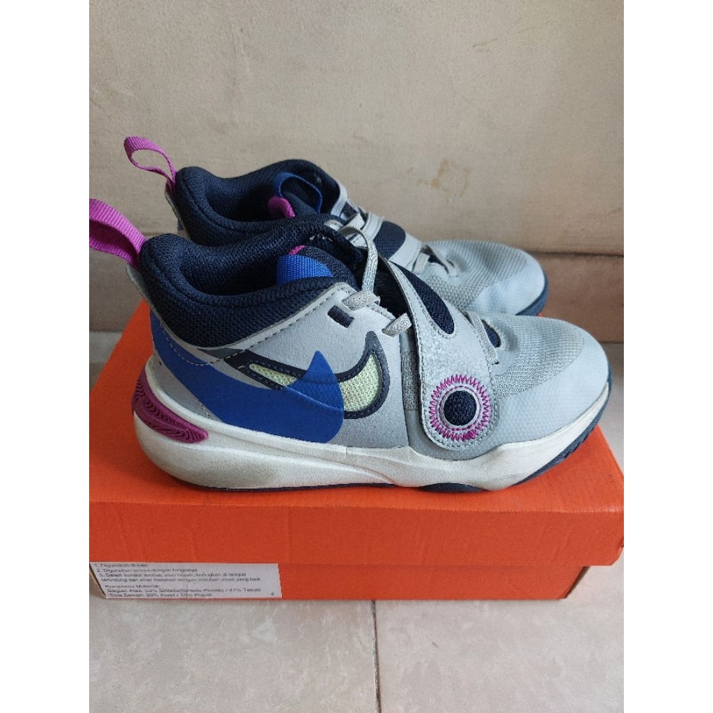Preloved Nike hustle (sepatu anak)