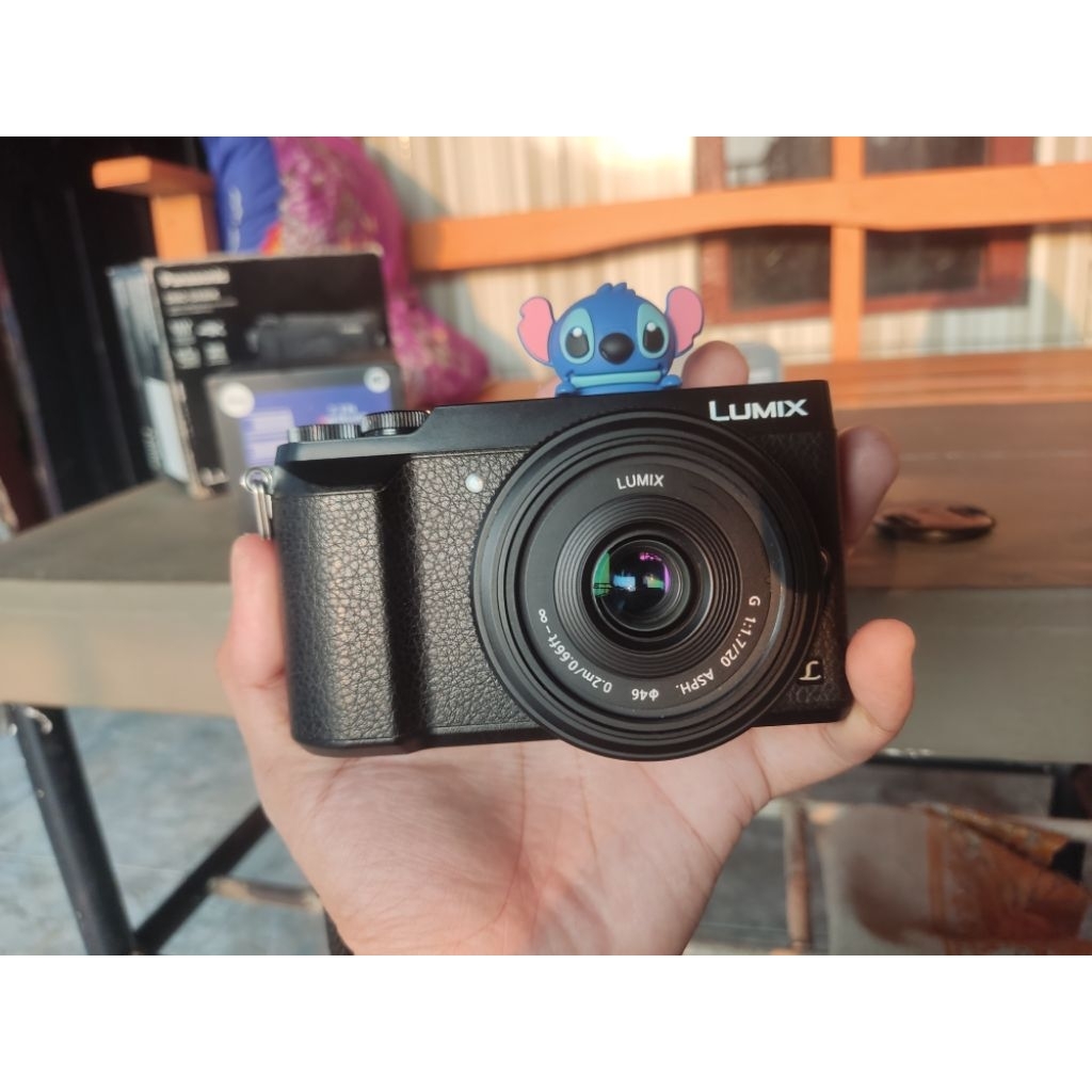 Kamera Lumix gx85 Lensa Lumix 20mm f1.7 Lensa 7artisan 25mm f1.8