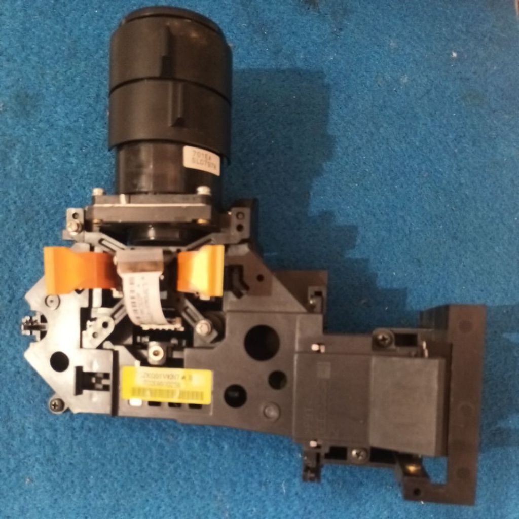 light engine assembly 3 lcd unit proyektor panasonic PT LB90NT normal tested