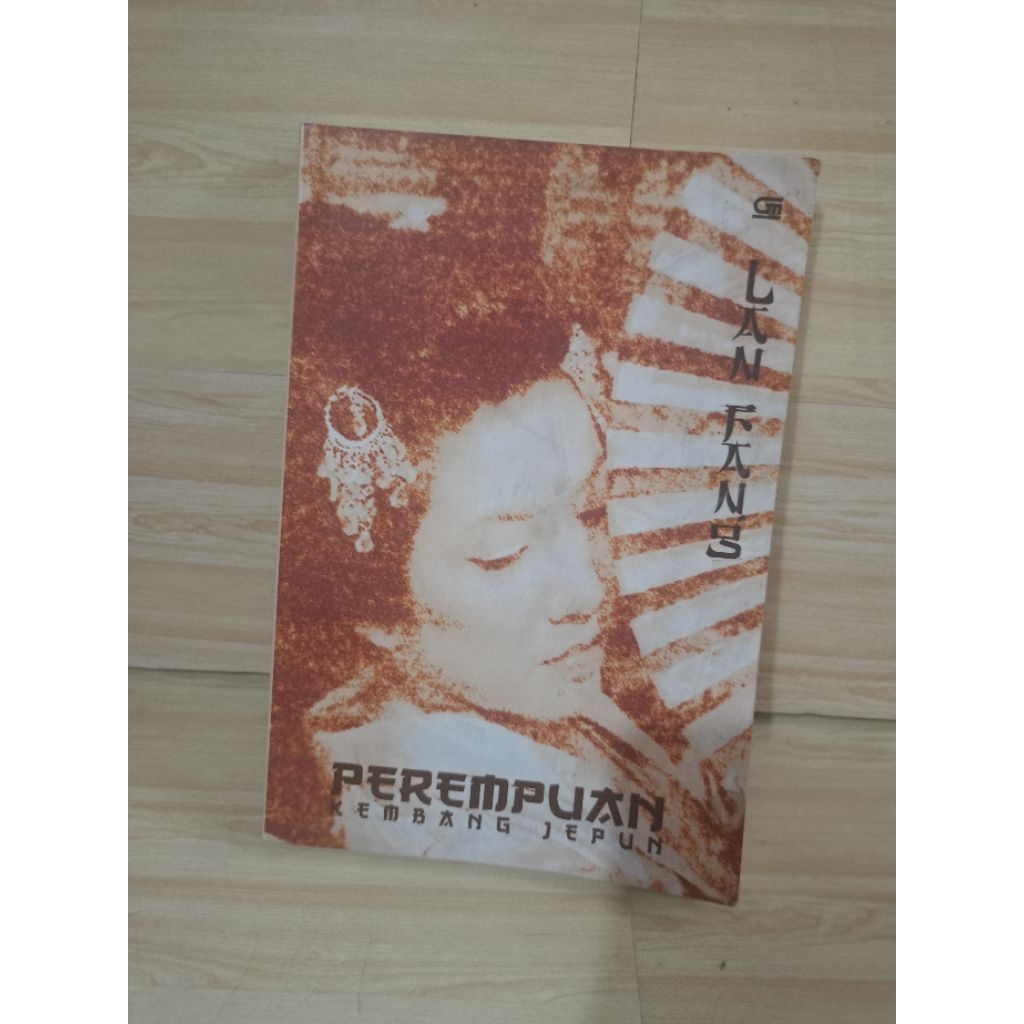 PEREMPUAN KEMBANG JEPUN by lan fang