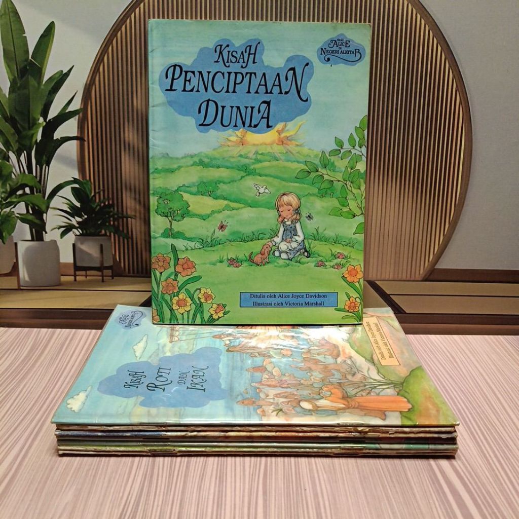 Buku Anak kristiani Langka Alice di negeri alkitab original