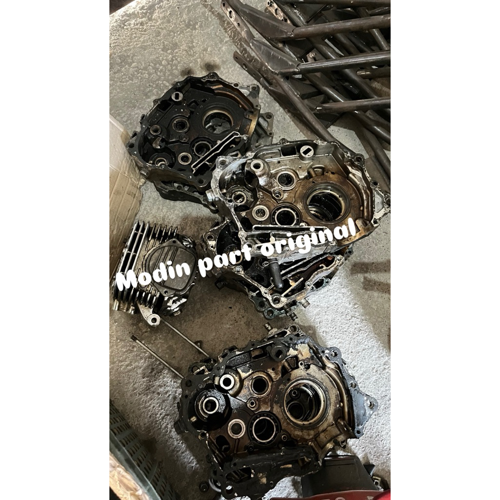 Krengkes Kanan megapro primus Original copotan motor utuh