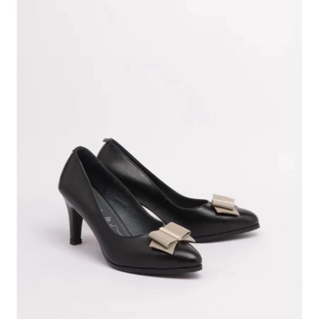 Buccheri Sepatu Heels Wanita Kulit Formal 8122