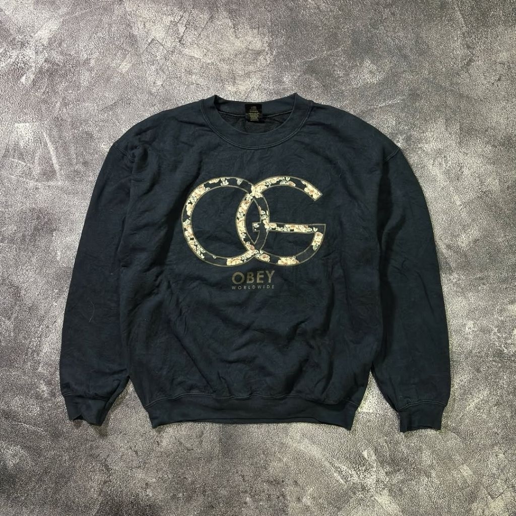 OBEY CREWNECK