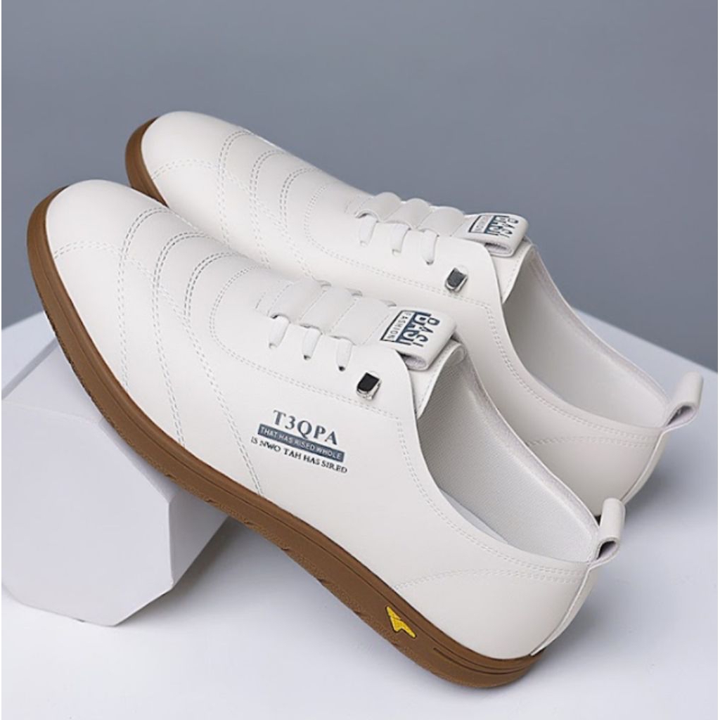 Sepatu Sneakers Pria Putih Casual Sporty Import T3QPA Sepatu Kulit Sintetis Low Top Fashion Korea Tr