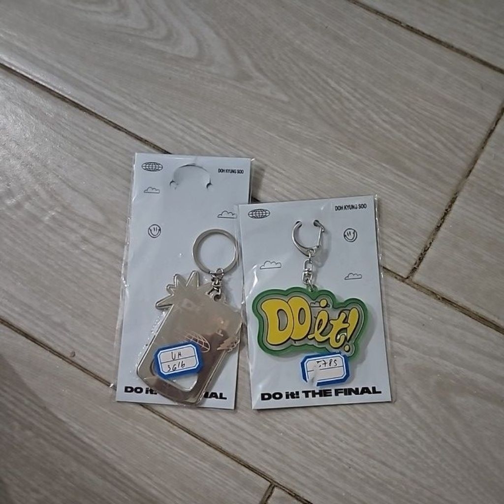 exo kyungsoo do it final merch md official no pc metal opener keyring shaker d.o.