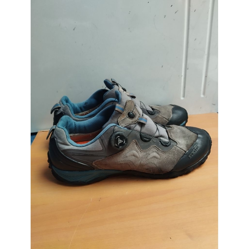 Sepatu Hiking Outdoor Sneakers Humtto Low Size 43