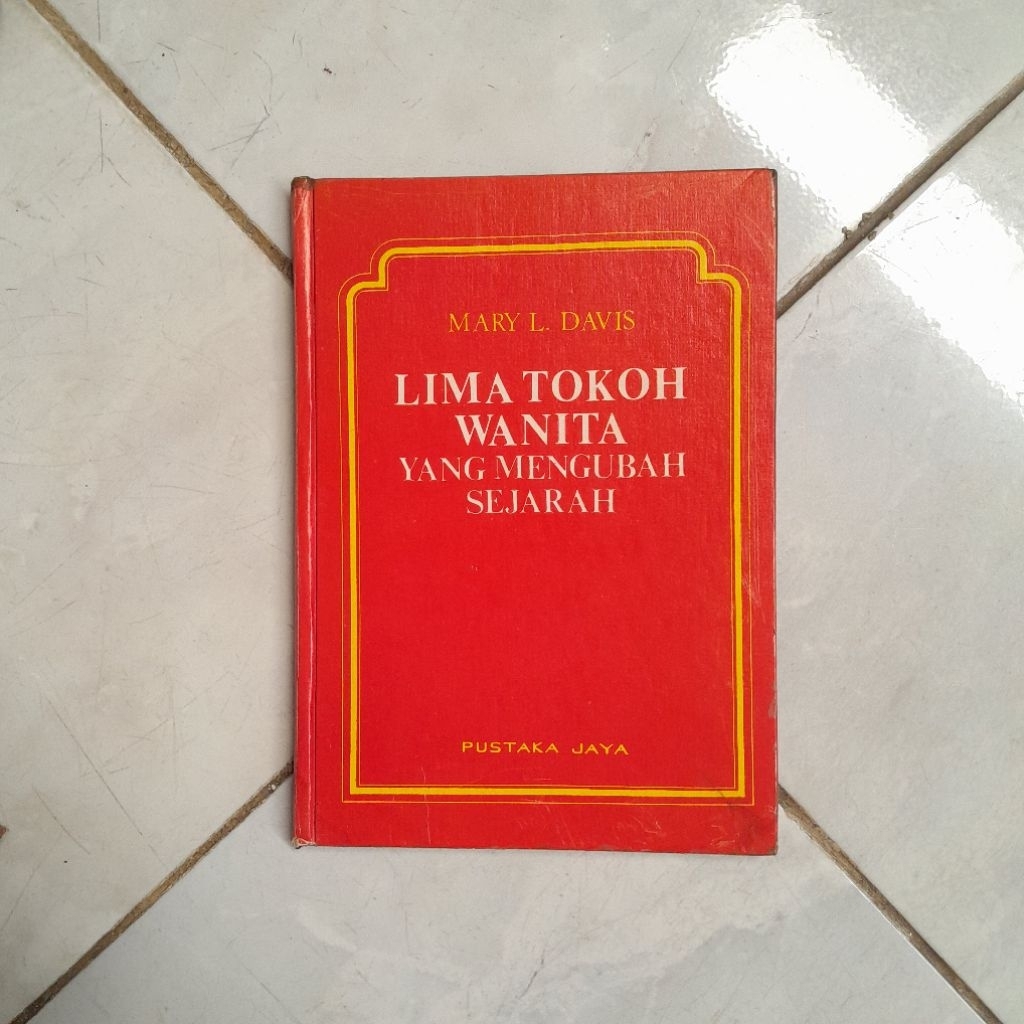 Buku Lima Tokoh Wanita yang Mengubah Sejarah