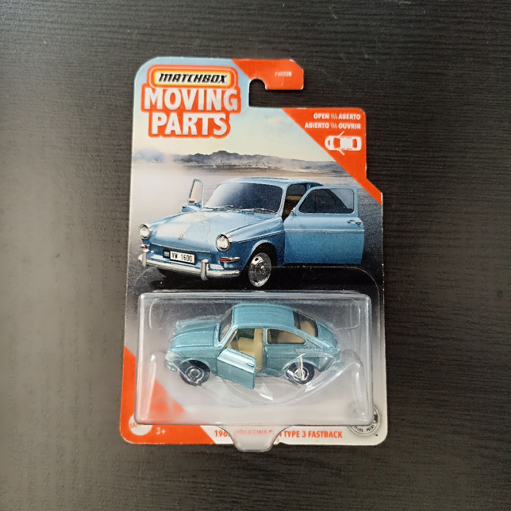 Matchbox 1965 Volkswagen type 3 Fastback moving parts