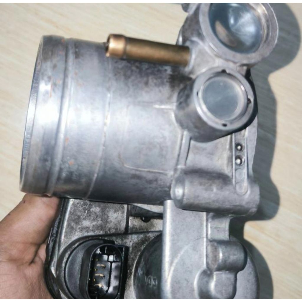 throttle body mercy A140 W168