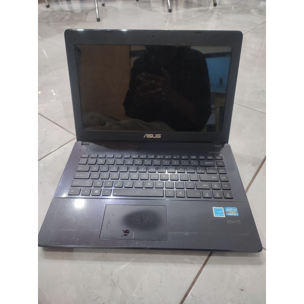 Laptop Asus X451C Second Core i3 RAM 10gb SSD 128gb