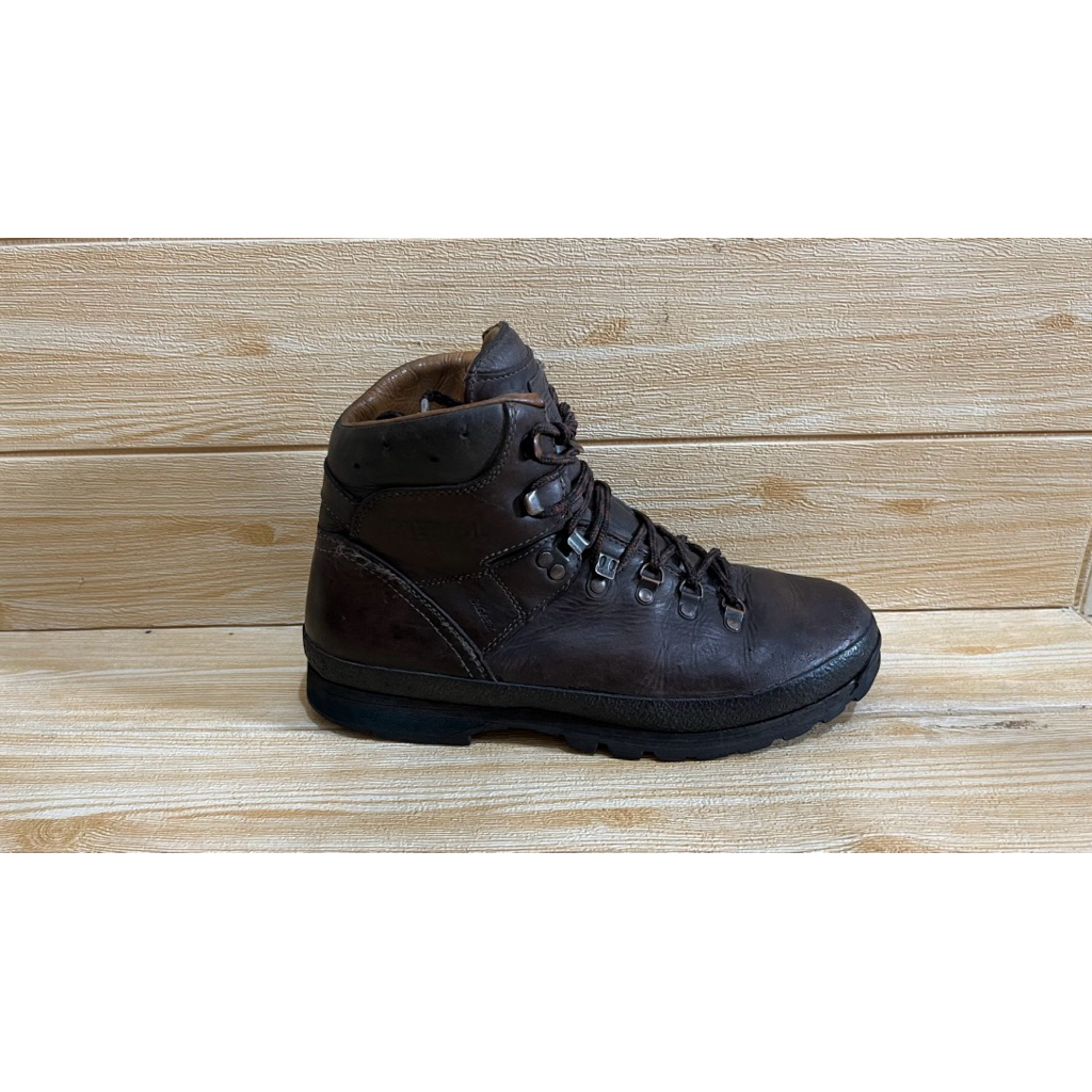 sepatu Outdoor meindl kulit