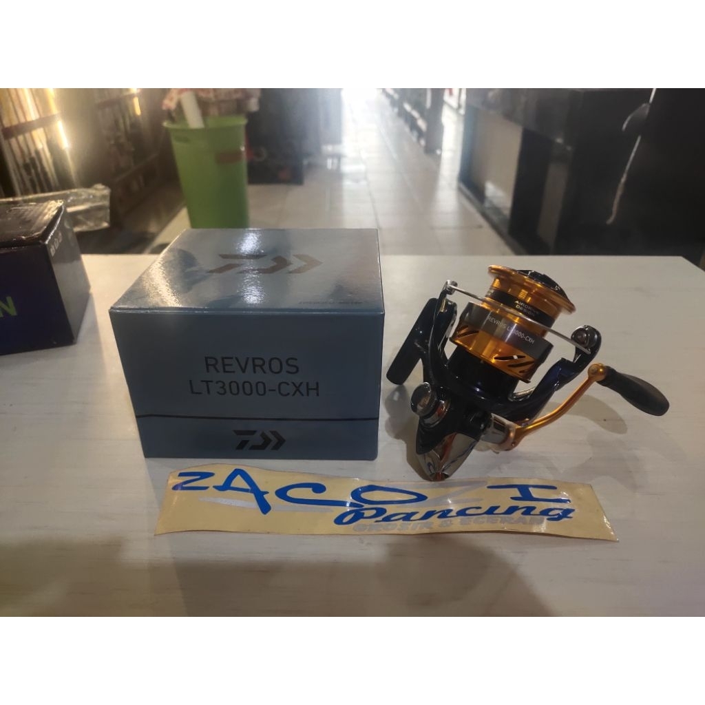 Reel DAIWA REVROS LT 3000 - CXH