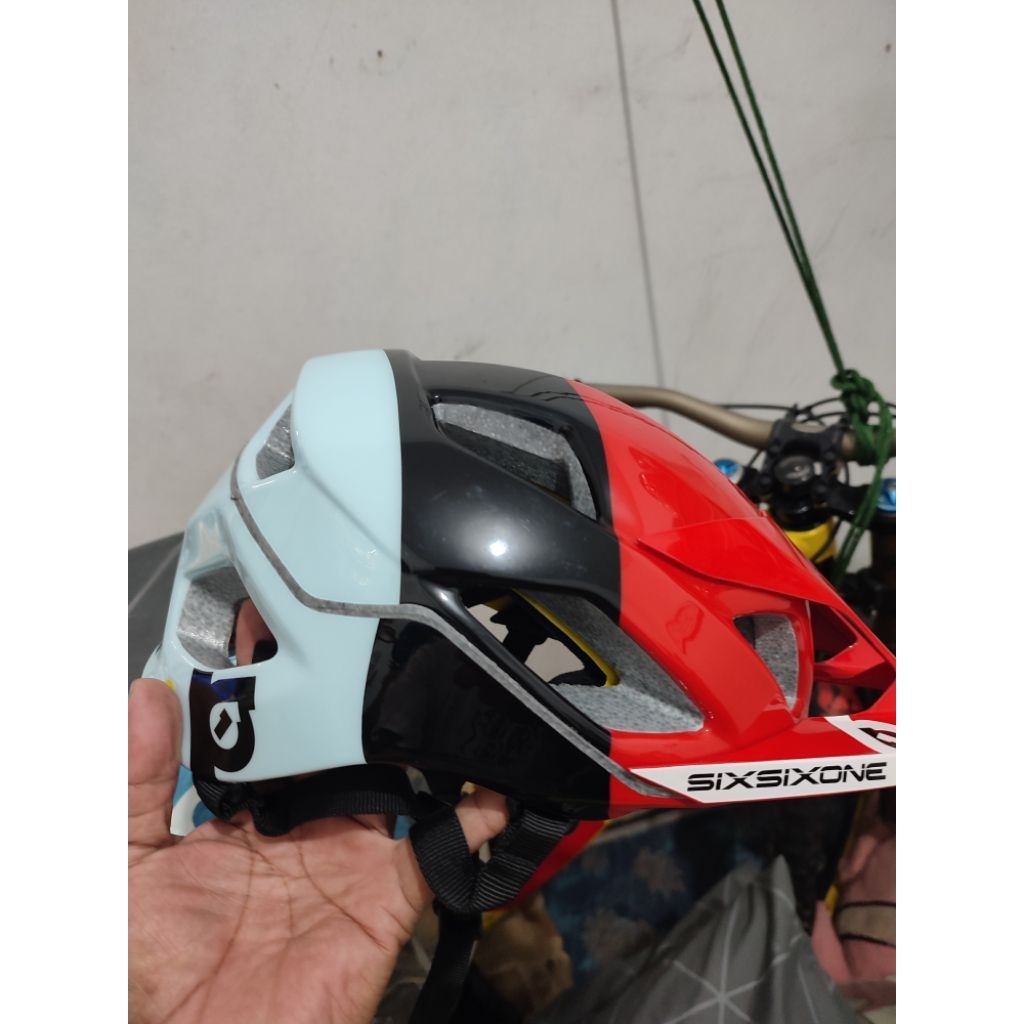 helm 661 secon size m/l
