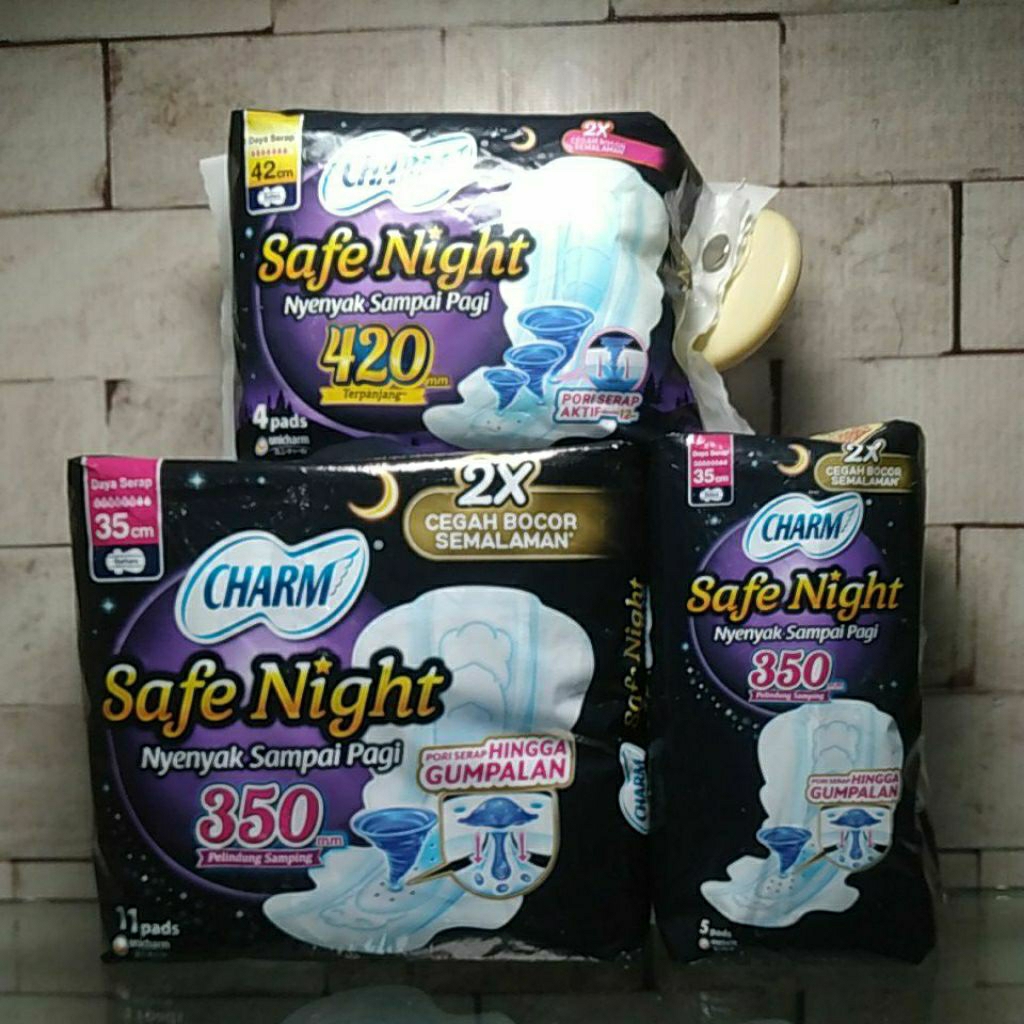 Pembalut Charm Safe Naight 35 cm & 42 cm