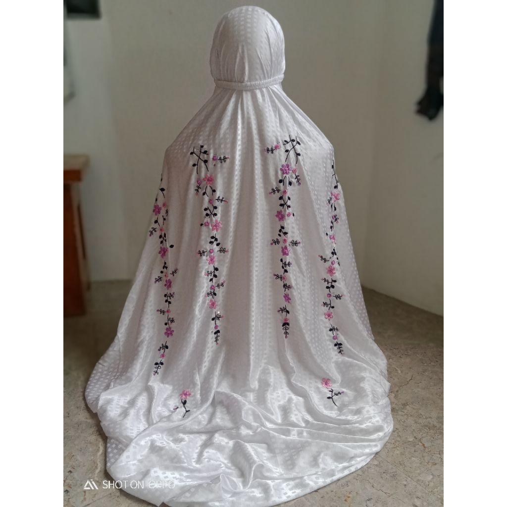 Mukena Terusan Sutra Blitz Sulam