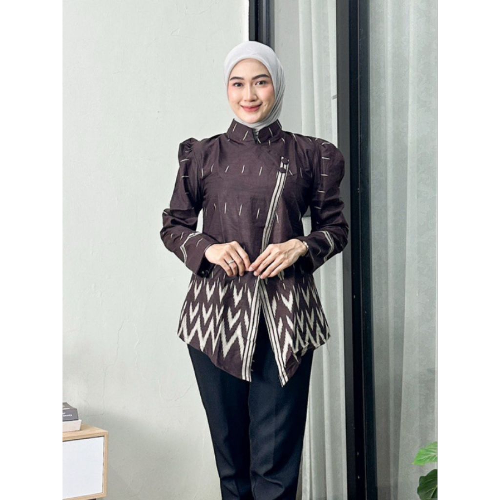 Batik Wanita Modern Terbaru 2026 Bahan Adem Nyaman Dipakai Kerja dan KondanganBatik Wanita Elegan Ke