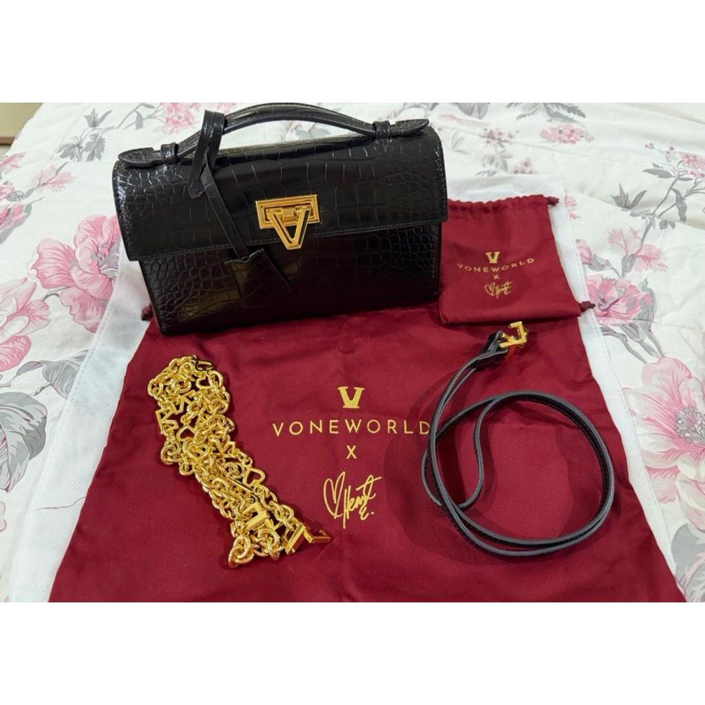 preloved VONE HEART BAG -  black croco