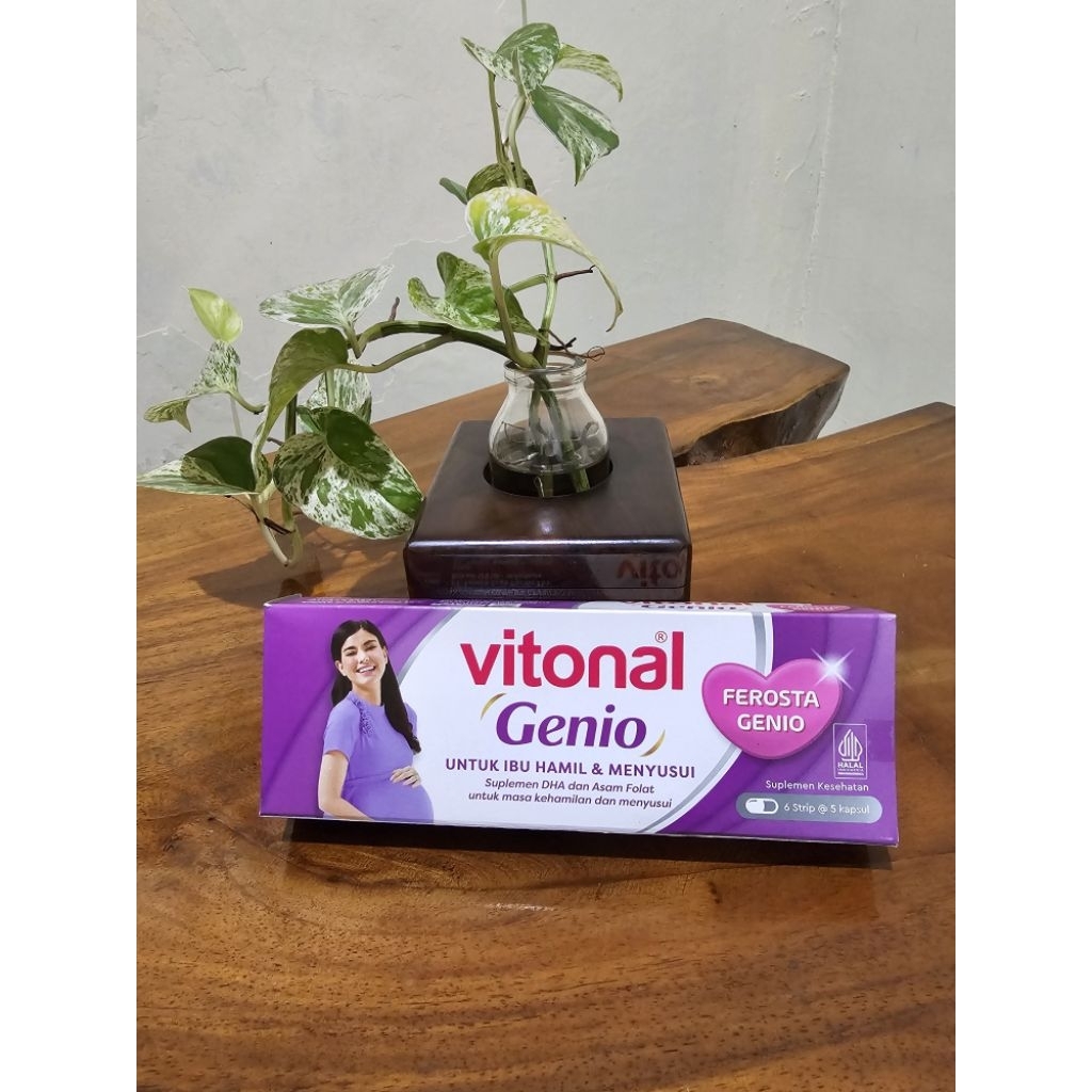 VITONAL GENIO /STRIP, SUPLEMEN DHA DAN ASAM FOLAT untuk IBU HAMIL DAN MENYUSUI exp November 2027