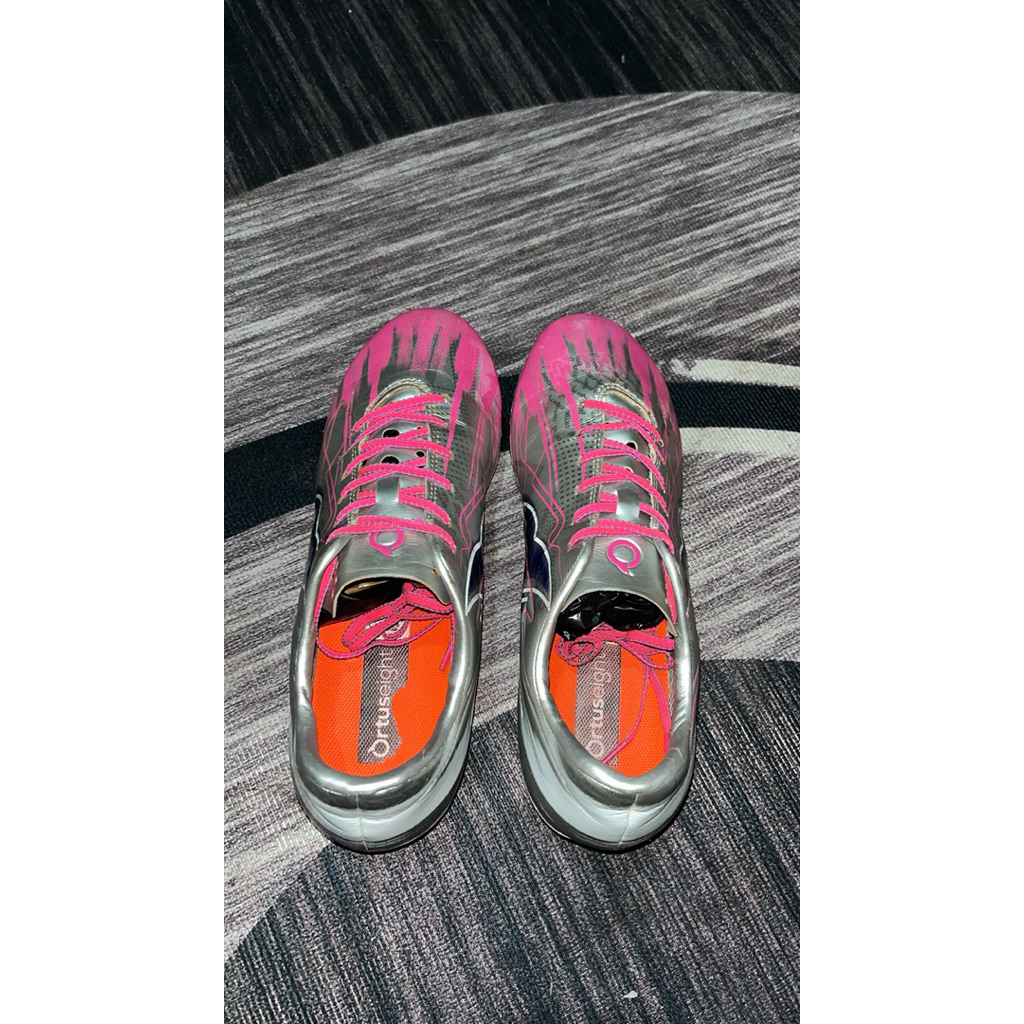 Sepatu bola ortus catalsy v5 kondisi seken