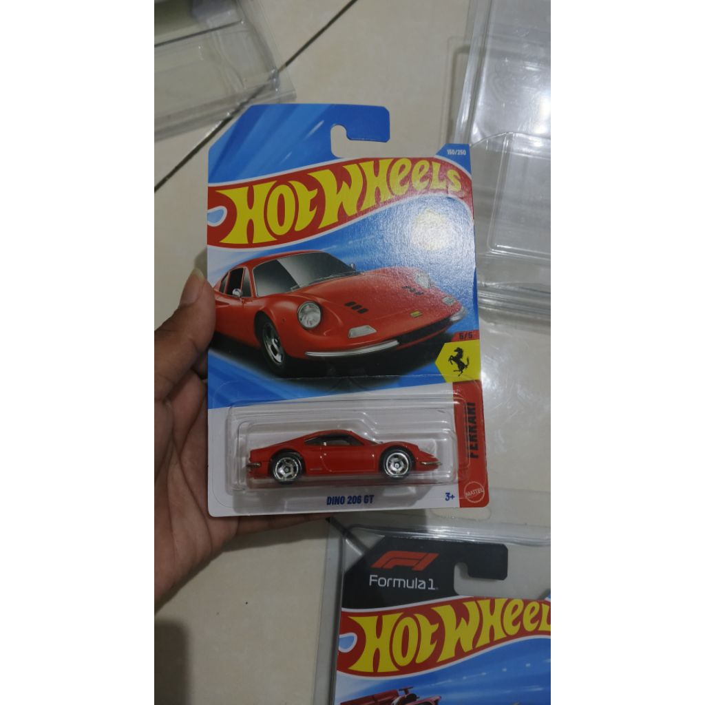 Hot wheels Ferarri dino