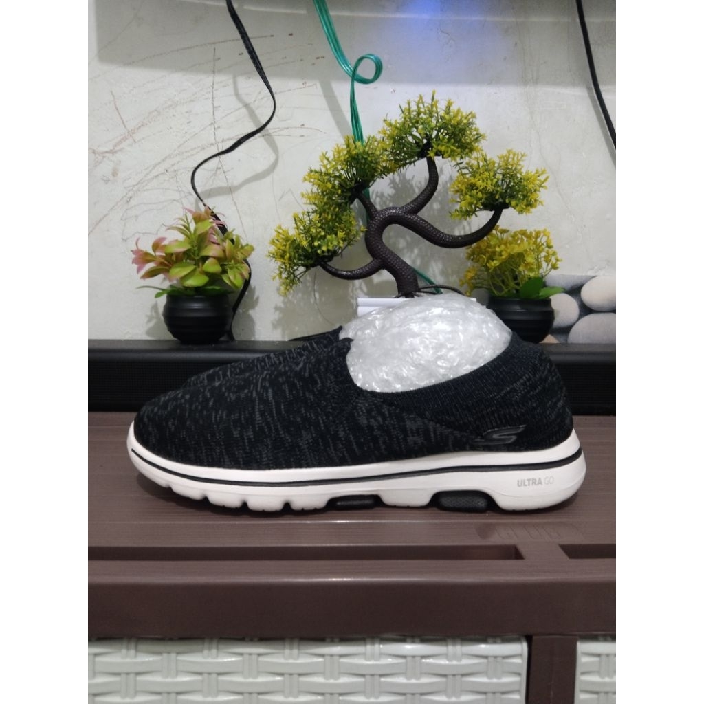 Insole 24cm • Sepatu Skechers Slip On Ultra Go