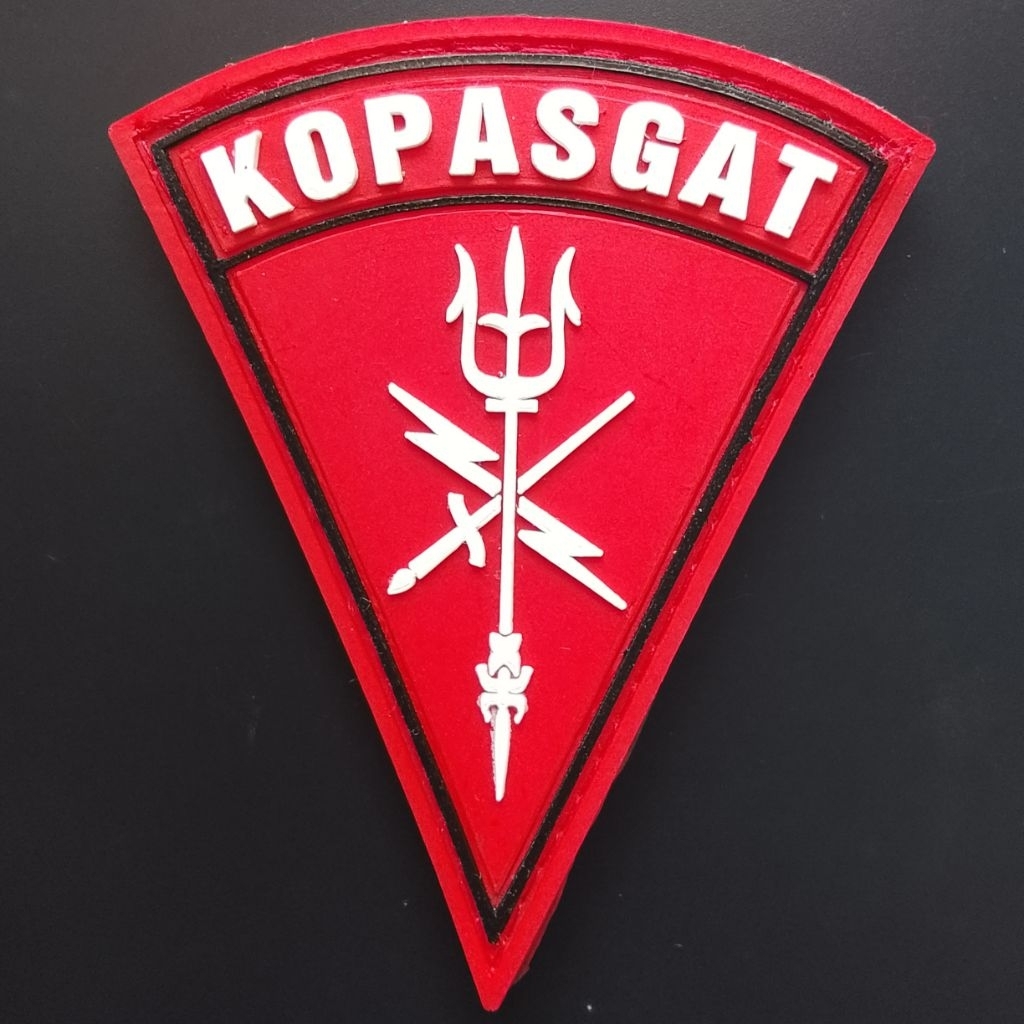 patch rubber 3d kopasgat tempelan karet velcro/perekat kretekan karet