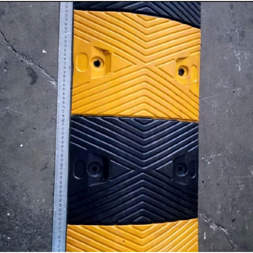 Speed Bump / Polisi tidur 1m 7cm