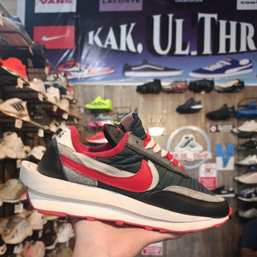nike sacai second
