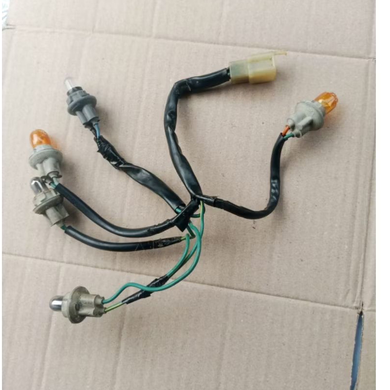 fiting.soket.lampu.belakang.Honda.vario.125.old/150.led.old/second