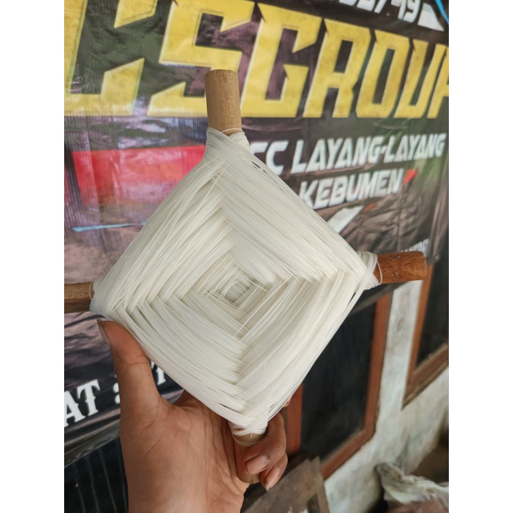 senar layang ukuran 700 panjang 1000m