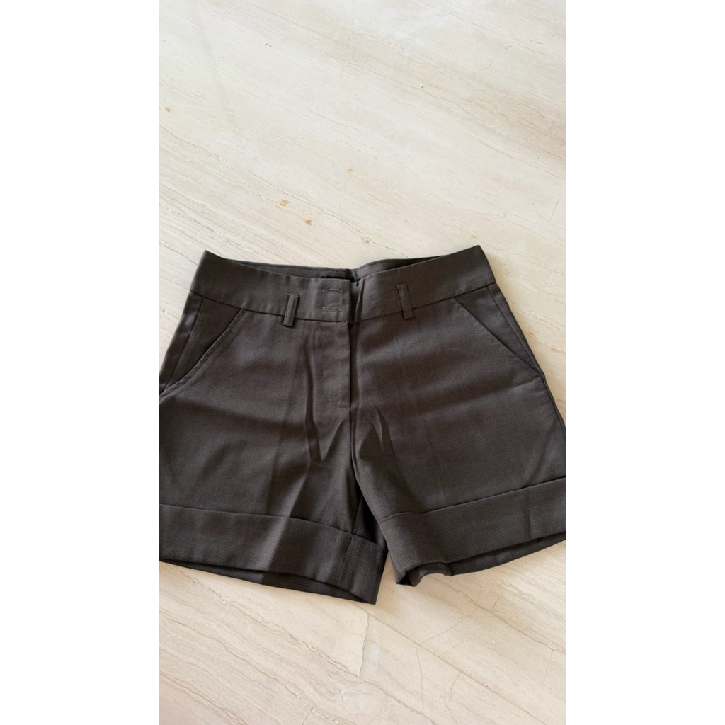 preloved PANTS for WOMAN the EXECUTIVE size S high waist BLACK celana pendekk bawahan wanita size an