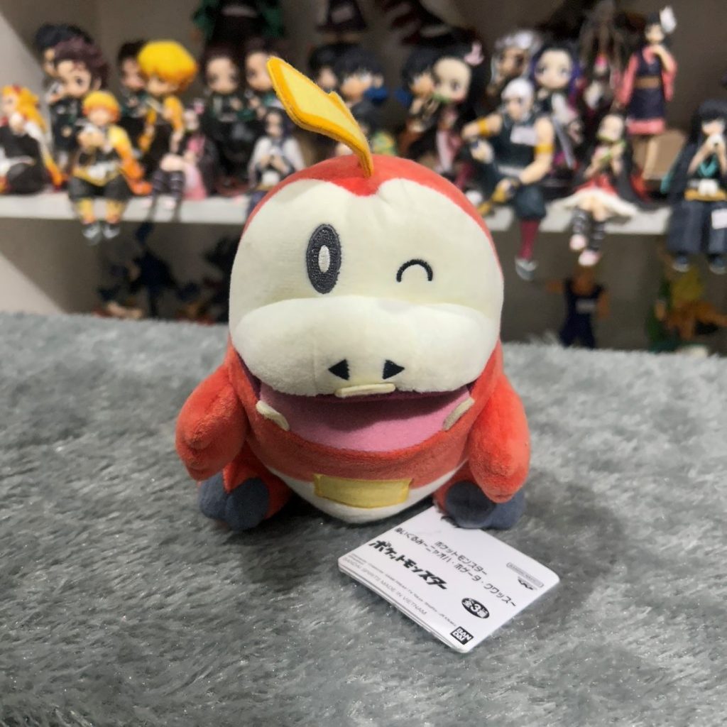 [Official Merchandise] Boneka/Plush Pokemon Fuecoco Hanging Winking Plush