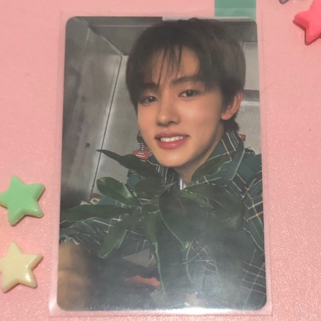SEONGHYEON OFFICIAL PHOTOCARD