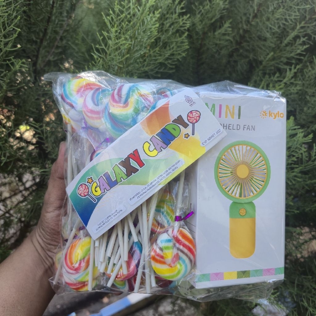PERMEN LOLIPOP BERHADIAH MINI FAN / KIPAS ELEKTRIK ISI PERMEN 60 PCS GROSIR GALAXY LOLIPOP