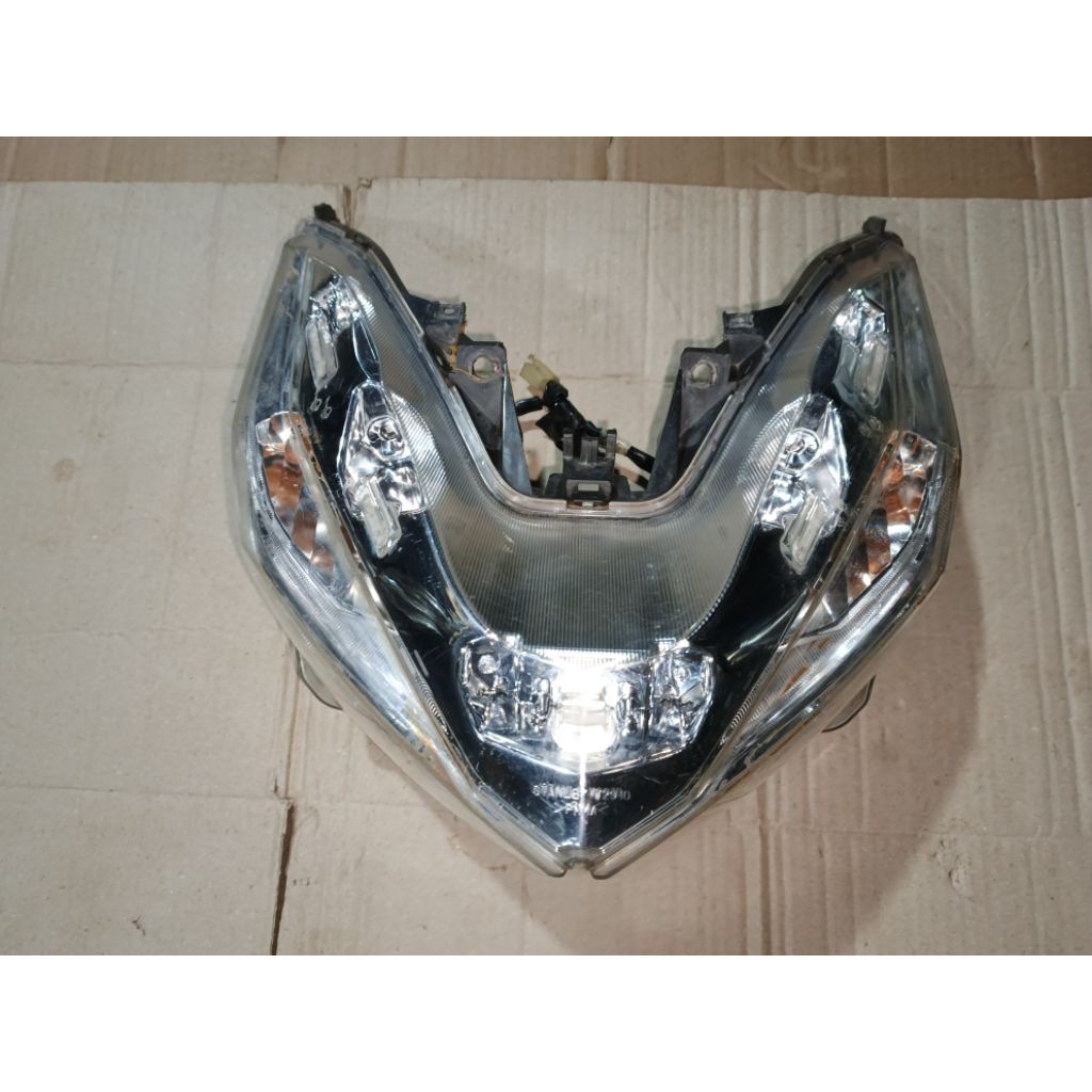 Lampu depan Vario Headlamp Vario LED 150/125 Original copotan