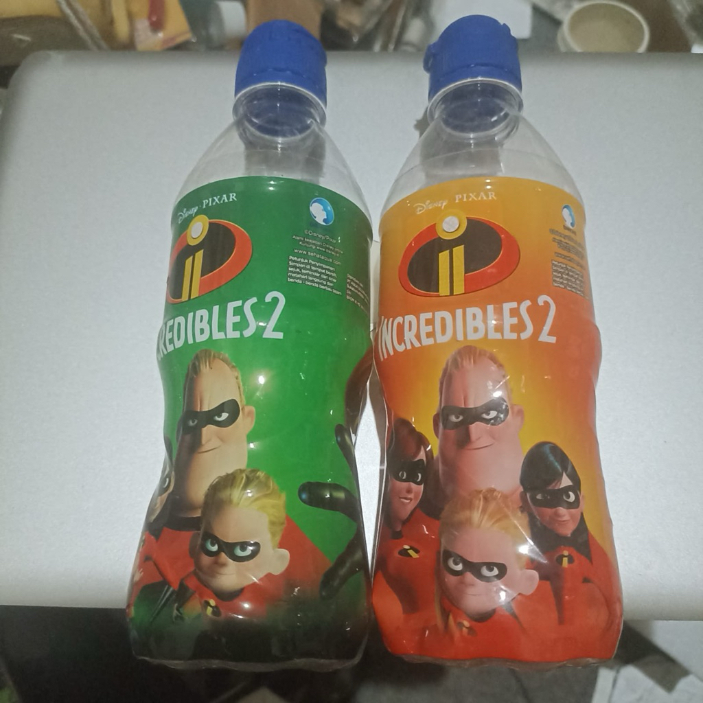 1 set 2 botol plastik Aqua kosong Limited ed. Disney Pixar Incredibles 2