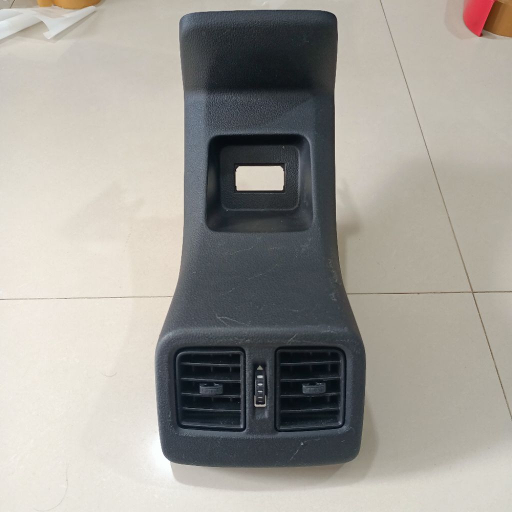 PANEL KISI KISI AC MOBIL TENGAH KABIN TOYOTA YARIS 2006-2013 ORIGINAL