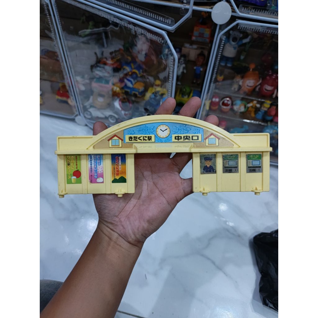 part rel kereta tomy thailand