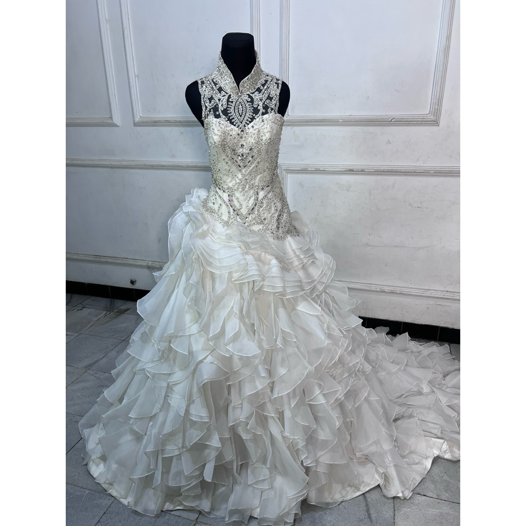 GAUN PESTA GAUN PENGANTIN SEKEN SECOND PRELOVED