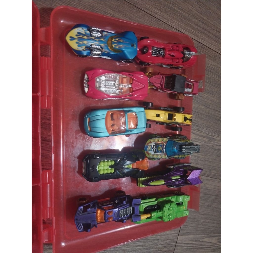 Hotwheels lose Seri Battle Force 5