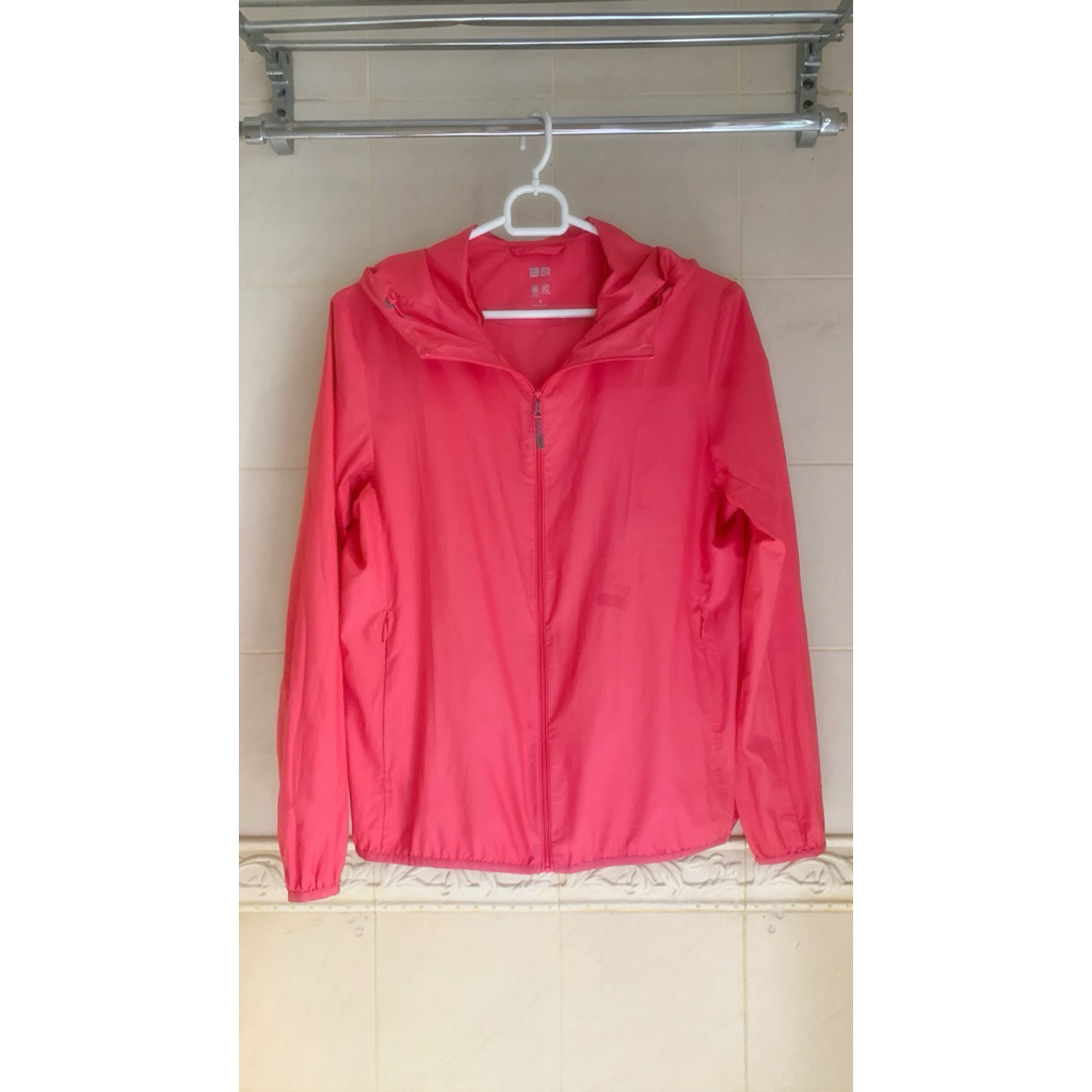 SPORTS JACKET UNIQLO JAKET UV AIRISM FOR RUNNING TRAINING CYCLING STROLLING ATHLETIC | BAJU OLAH RAG