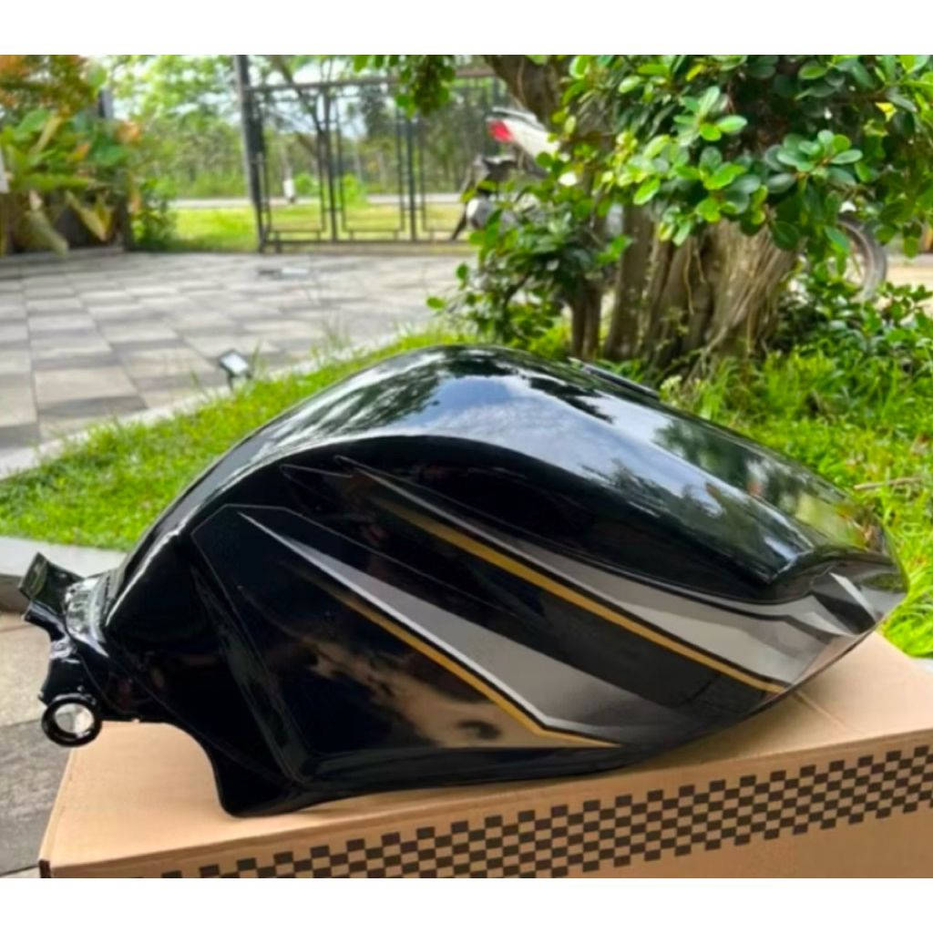 tangki bensin yamaha vixion old vixion lama tahun 2009 - 2012 original import