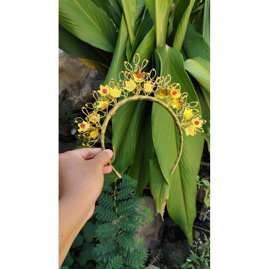 Bando Crown Emas Daun