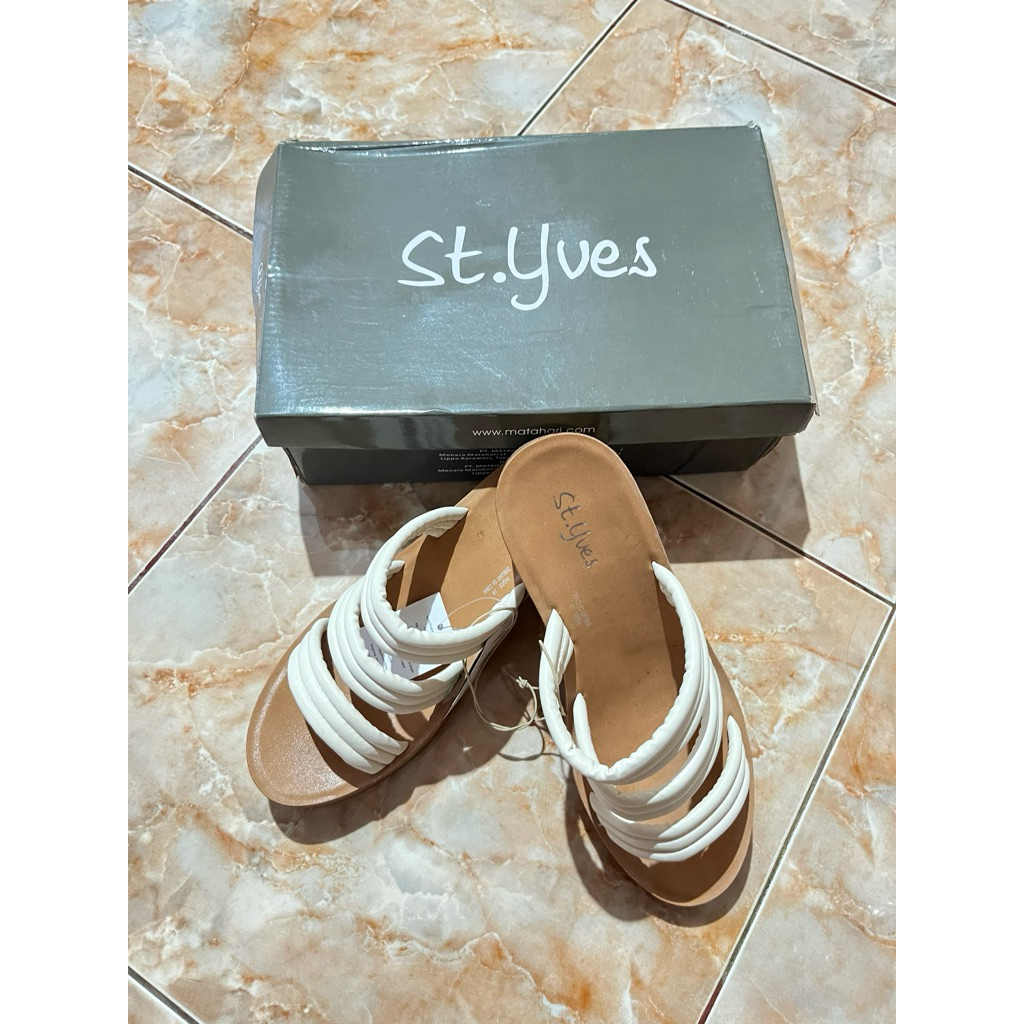 HEELS St.yves