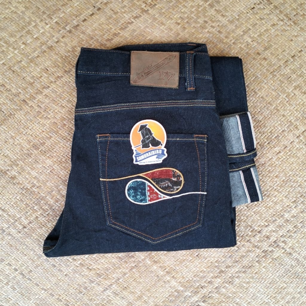 Kuroku blue jeans Momotaro jeans not Samurai jeans not momotaro jeans tcb jeans iron heart denim Lev
